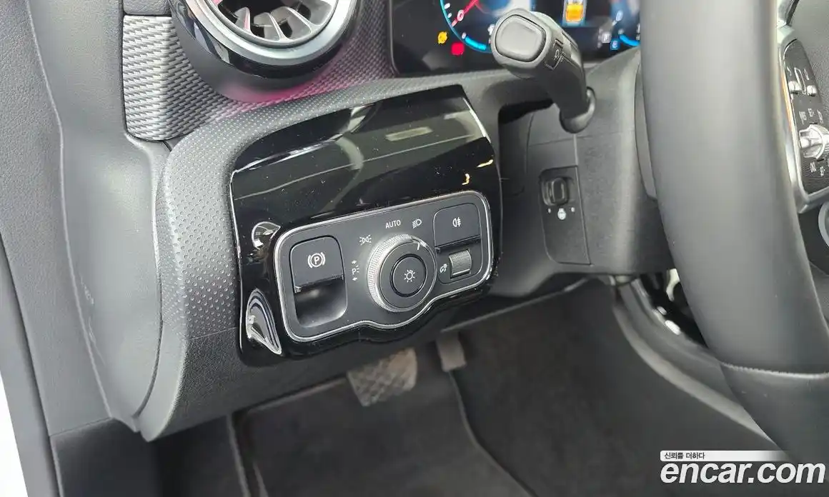 Mercedes-Benz A-Class 2022 2.0 Автомат в Москве № 821806, фото 18