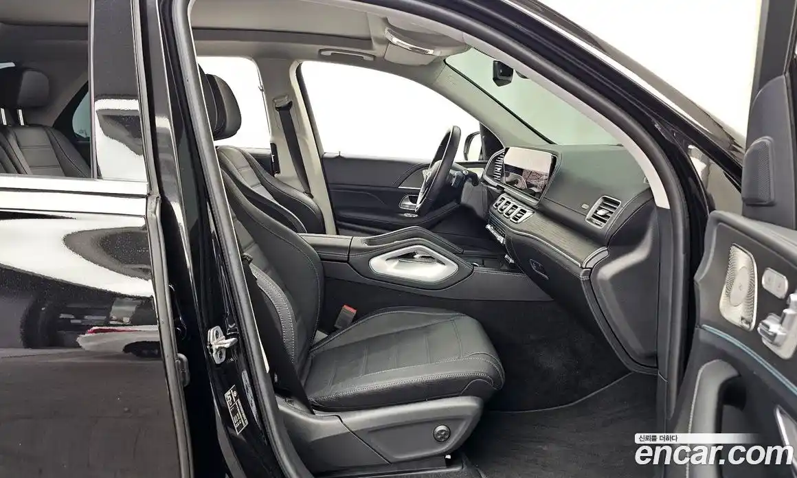 Mercedes-Benz GLE-Class 2024 3.0 Автомат в Москве № 821915, фото 11