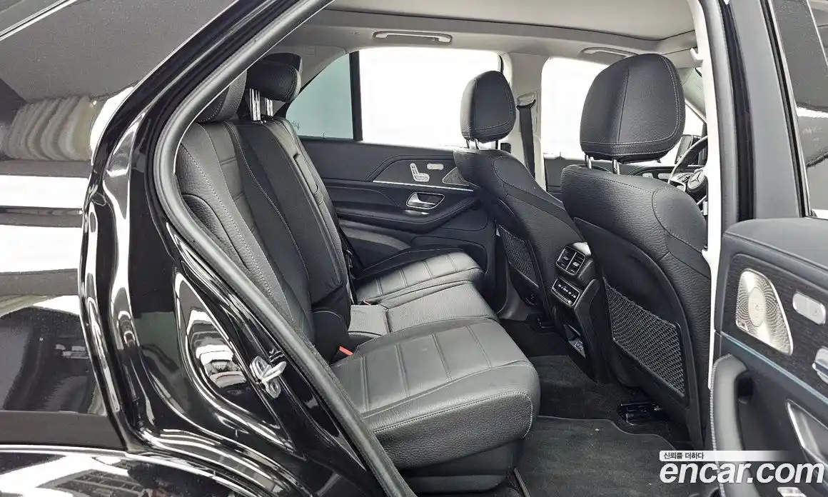 Mercedes-Benz GLE-Class 2024 3.0 Автомат в Москве № 821915, фото 12