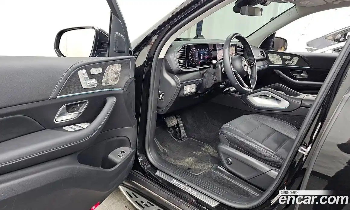 Mercedes-Benz GLE-Class 2024 3.0 Автомат в Москве № 821915, фото 10