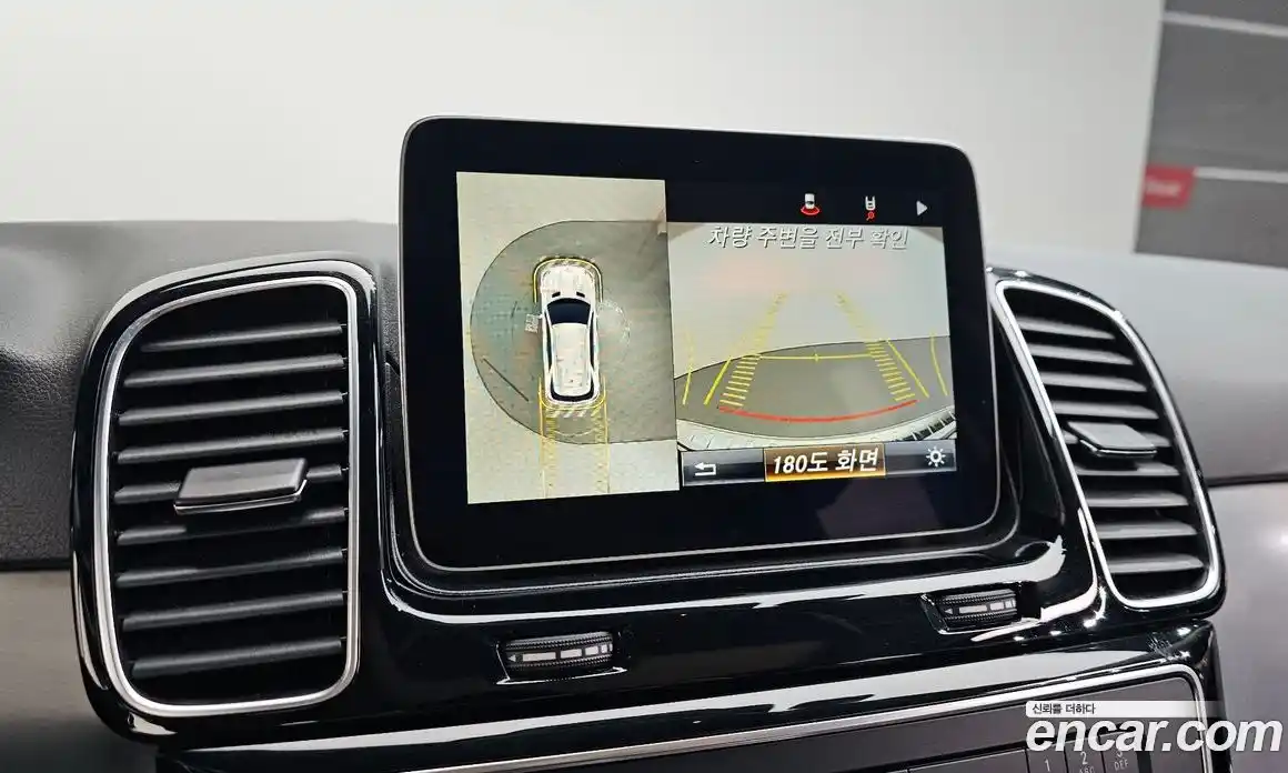 Mercedes-Benz GLE-Class 2018 3.0 Автомат в Москве № 822320, фото 14