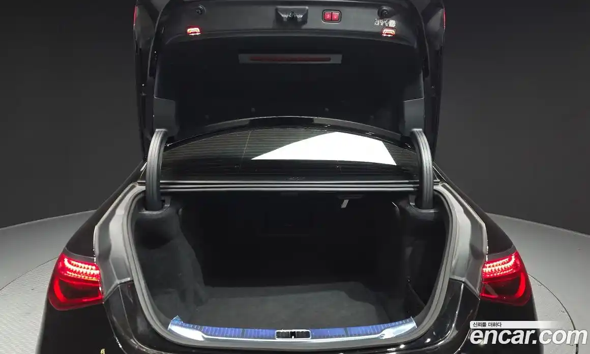 Mercedes-Benz S-Class 2024 3.0 Автомат в Москве № 822402, фото 20