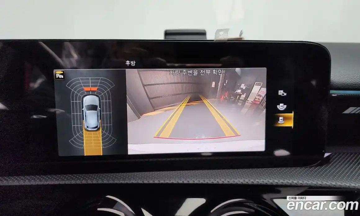 Mercedes-Benz A-Class 2021 2.0 Автомат в Москве № 822588, фото 14