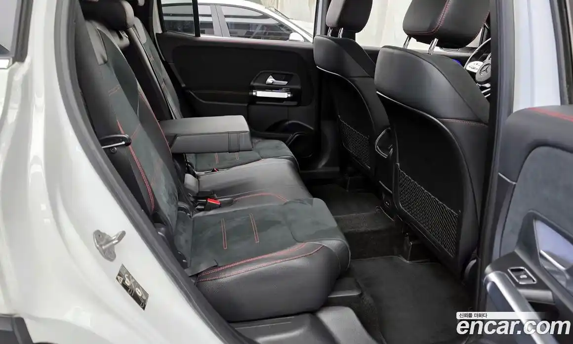 Mercedes-Benz GLB-Class 2021 2.0 Автомат в Москве № 822589, фото 12