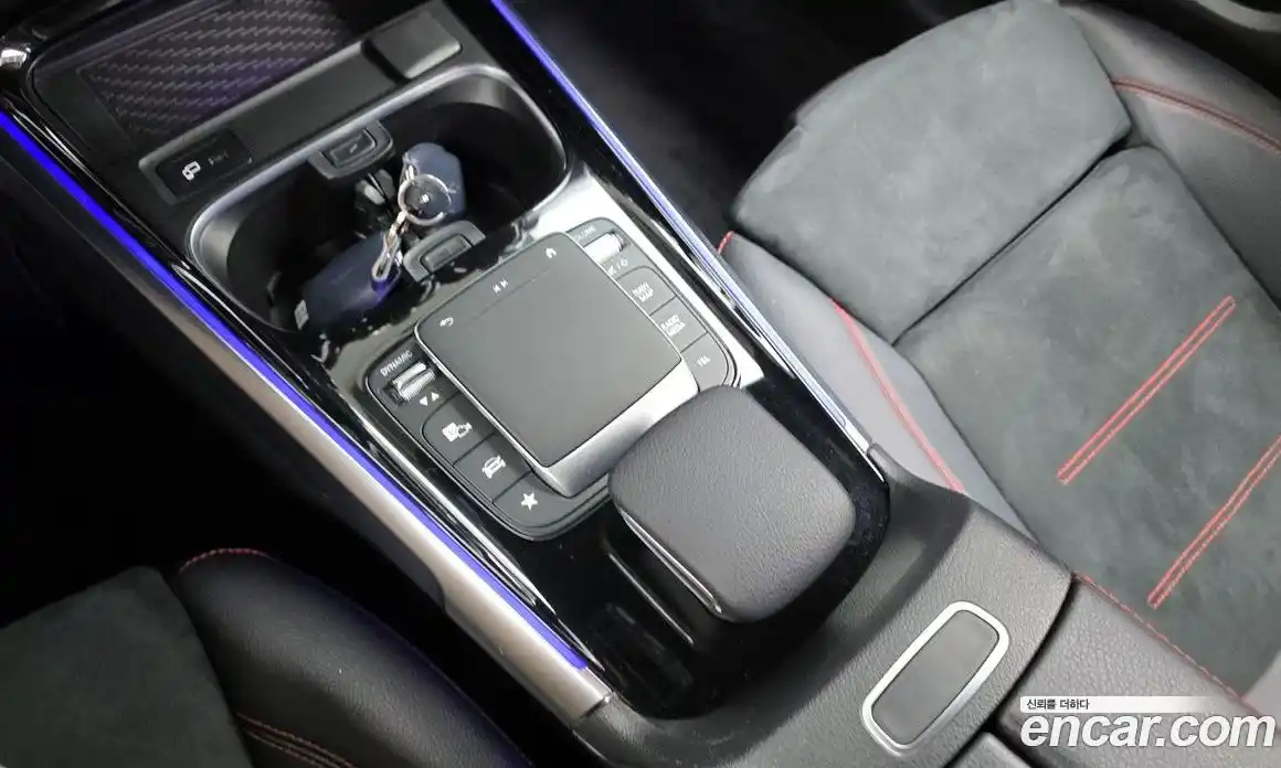 Mercedes-Benz GLB-Class 2021 2.0 Автомат в Москве № 822589, фото 19