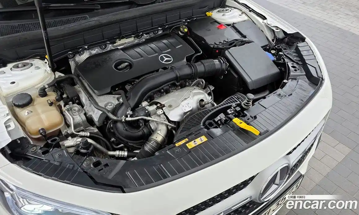 Mercedes-Benz GLB-Class 2021 2.0 Автомат в Москве № 822589, фото 6