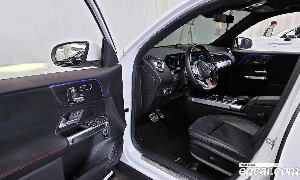 Mercedes-Benz GLB-Class 2021 2.0 Автомат в Москве № 822589, фото 10