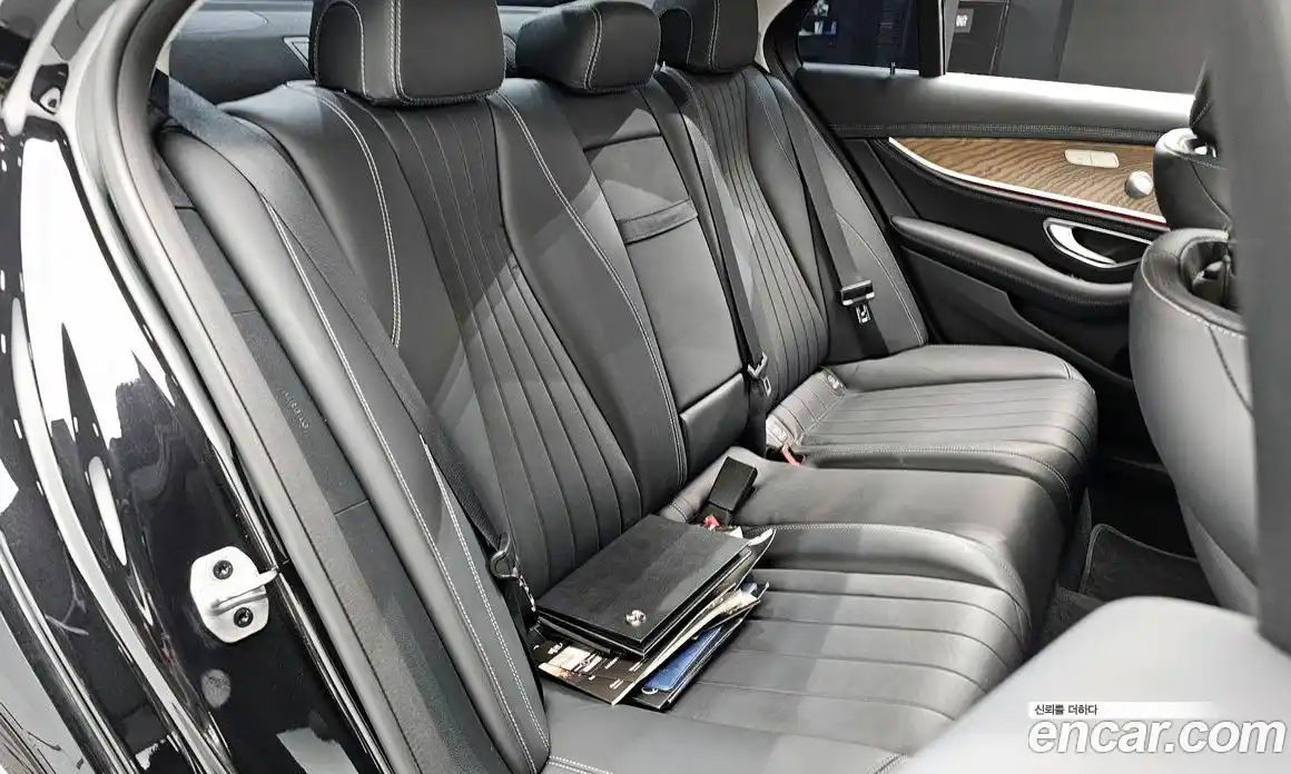 Mercedes-Benz E-Class 2020 2.0 Автомат в Москве № 822694, фото 12