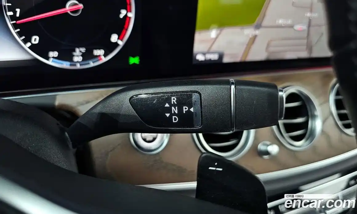 Mercedes-Benz E-Class 2020 2.0 Автомат в Москве № 822694, фото 9