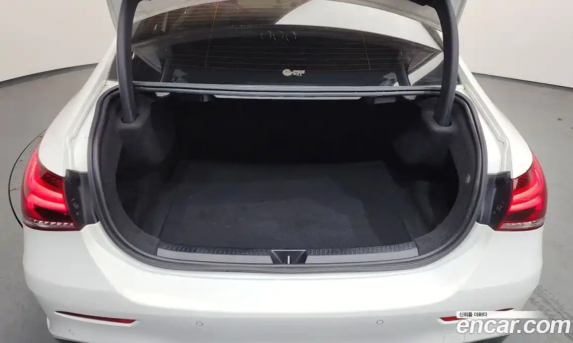 Mercedes-Benz A-Class 2023 2.0 Автомат в Москве № 822713, фото 20