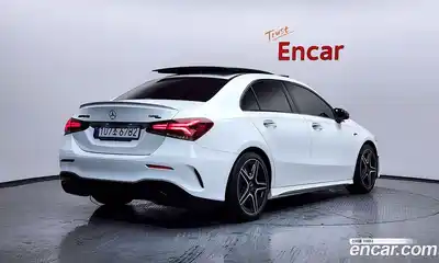 Mercedes-Benz A-Class 2023 2.0 Автомат в Москве № 822713, миниатюра 2