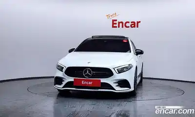 Mercedes-Benz A-Class 2023 2.0 Автомат в Москве № 822713, миниатюра 3