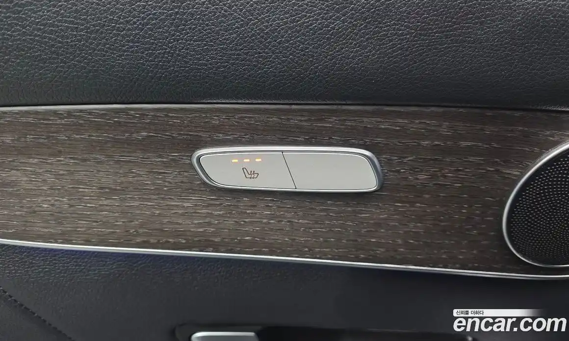 Mercedes-Benz GLC-Class 2020 2.0 Автомат в Москве № 822796, фото 19