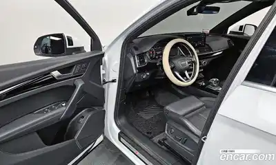 Audi Q5 2022 2.0 Автомат в Москве № 823083, миниатюра 11