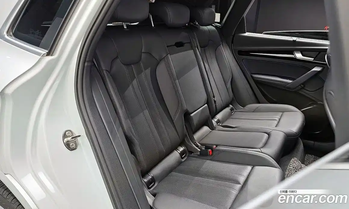 Audi Q5 2022 2.0 Автомат в Москве № 823083, фото 12