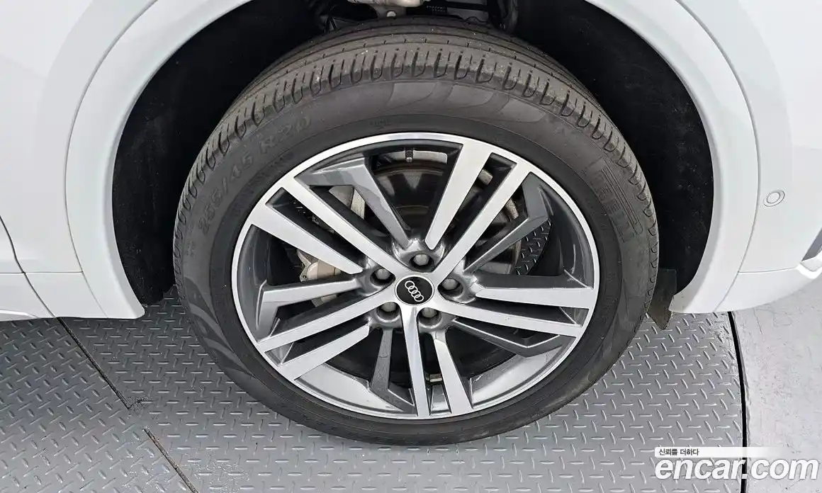 Audi Q5 2022 2.0 Автомат в Москве № 823083, фото 5