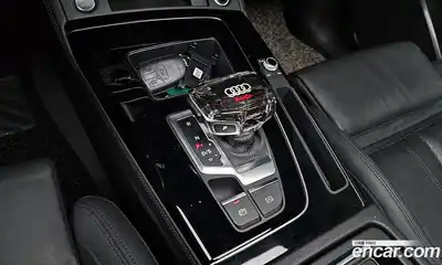 Audi Q5 2022 2.0 Автомат в Москве № 823083, миниатюра 9