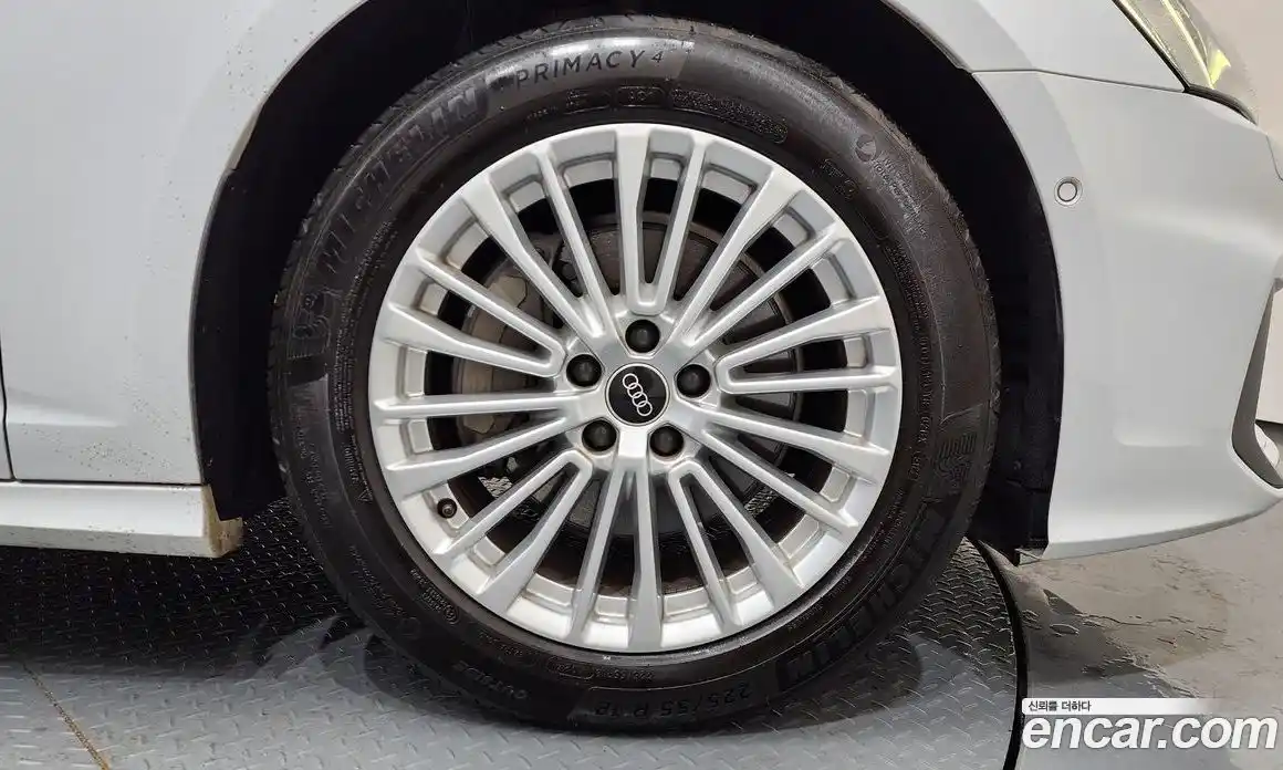 Audi A6 2021 2.0 Автомат в Москве № 823244, фото 4