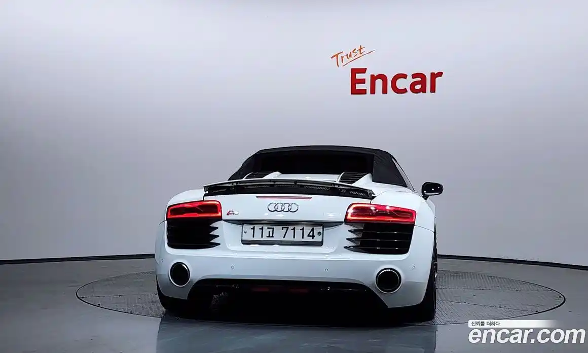 Audi R8 2014 5.2 Автомат в Москве № 823482, фото 4