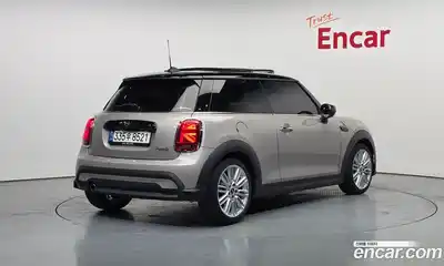 Mini Cooper 2021 1.5 Автомат в Москве № 825335, миниатюра 2