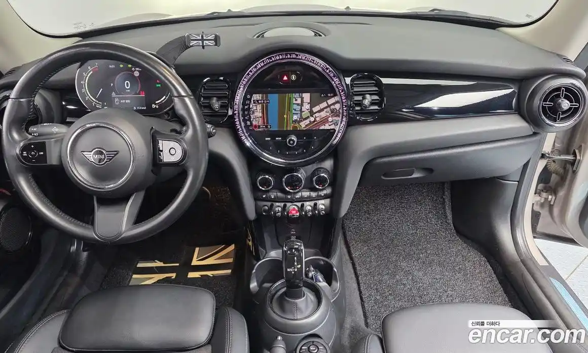 Mini Cooper 2021 1.5 Автомат в Москве № 825335, фото 7