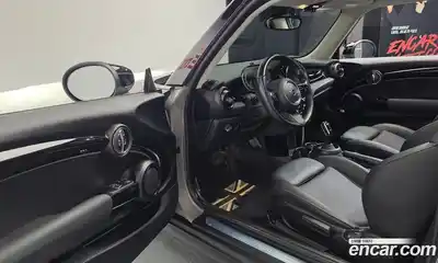 Mini Cooper 2021 1.5 Автомат в Москве № 825335, миниатюра 10