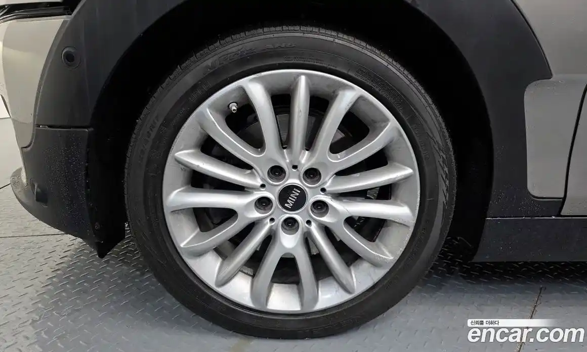 Mini Clubman 2019 2.0 Автомат в Москве № 825345, фото 5