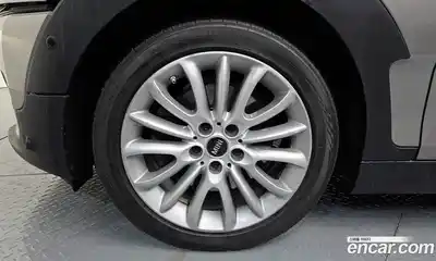 Mini Clubman 2019 2.0 Автомат в Москве № 825345, миниатюра 5