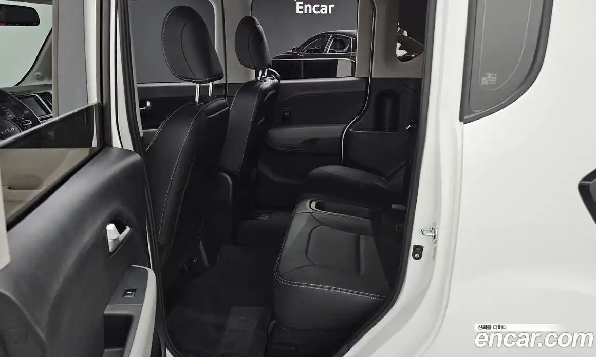 Kia Ray 2024 0.1 Автомат в Москве № 127933, фото 12