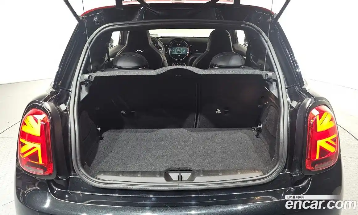 Mini Cooper 2022 2.0 Автомат в Москве № 231472, фото 20