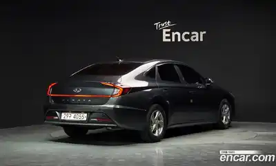 Hyundai Sonata 2019 2.0 Автомат в Москве № 796969, миниатюра 2