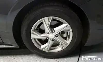 Hyundai Sonata 2019 2.0 Автомат в Москве № 796969, миниатюра 5