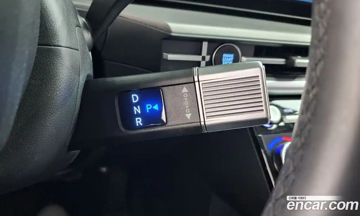 Hyundai Santa Fe 2024 1.6 Автомат в Москве № 796977, фото 9