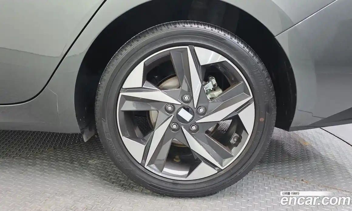 Hyundai Avante 2020 1.6 Автомат в Москве № 796979, фото 5