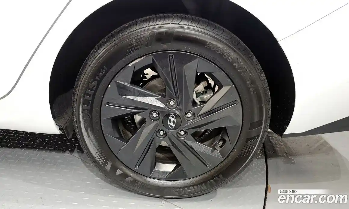 Hyundai Avante 2022 1.6 Автомат в Москве № 797018, фото 5