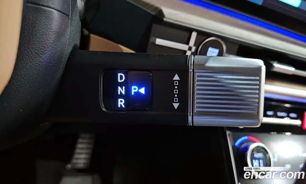 Hyundai Santa Fe 2024 2.5 Автомат в Москве № 797169, фото 11