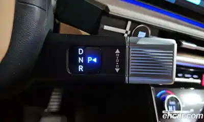 Hyundai Santa Fe 2024 2.5 Автомат в Москве № 797169, миниатюра 11