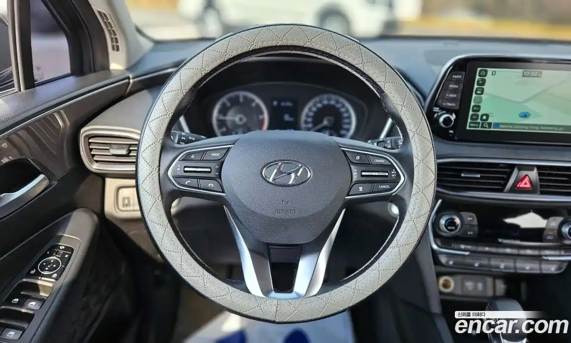 Hyundai Santa Fe 2018 2.0 Автомат в Москве № 797189, фото 13