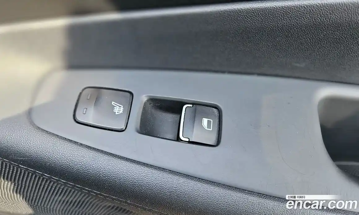 Hyundai Santa Fe 2018 2.0 Автомат в Москве № 797189, фото 18