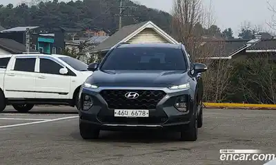 Hyundai Santa Fe 2018 2.0 Автомат в Москве № 797189, миниатюра 3