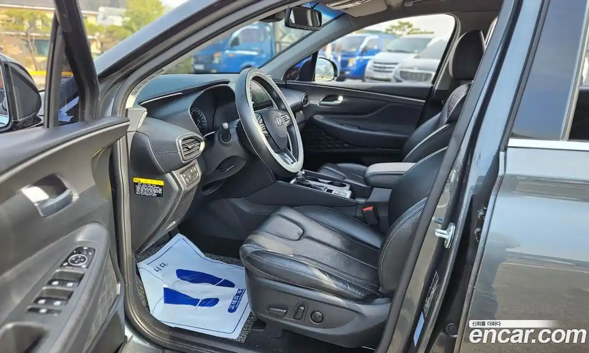 Hyundai Santa Fe 2018 2.0 Автомат в Москве № 797189, фото 10