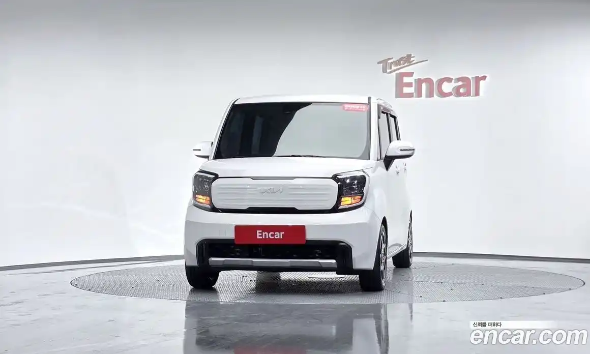 Kia Ray 2023 1.0 Автомат в Москве № 797580, фото 2