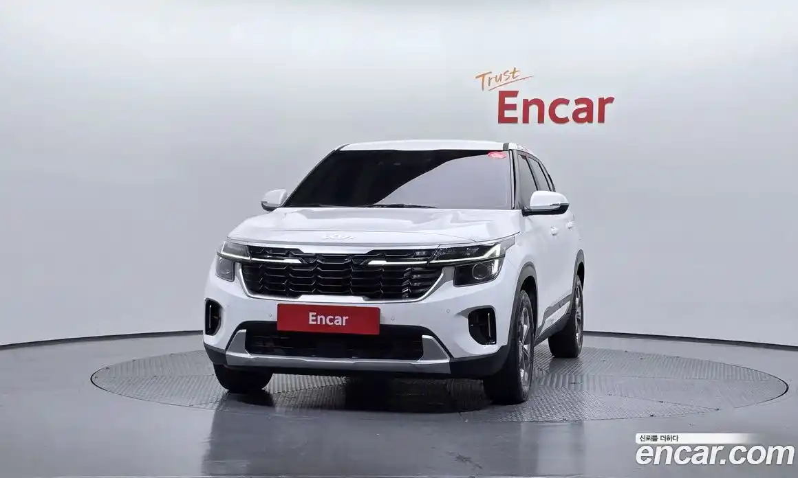 Kia Seltos 2024 1.6 Автомат в Москве № 797774, фото 3