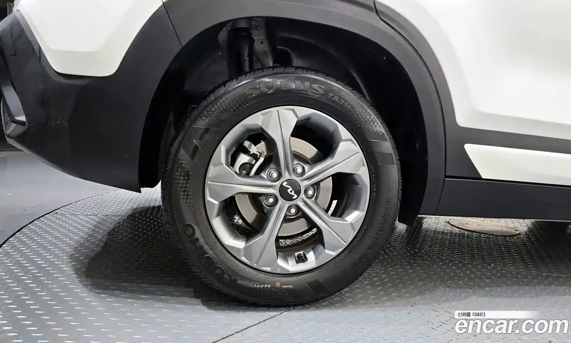 Kia Seltos 2024 1.6 Автомат в Москве № 797774, фото 5