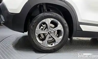 Kia Seltos 2024 1.6 Автомат в Москве № 797774, миниатюра 5