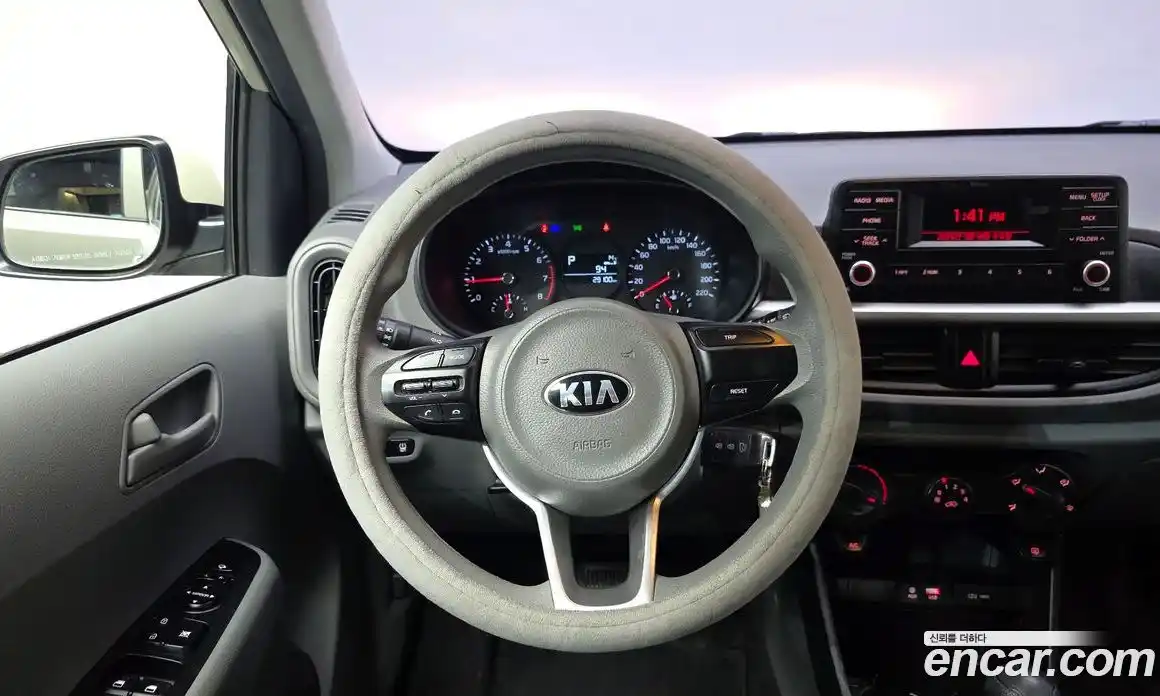 Kia Morning 2019 1.0 Автомат в Москве № 798110, фото 12