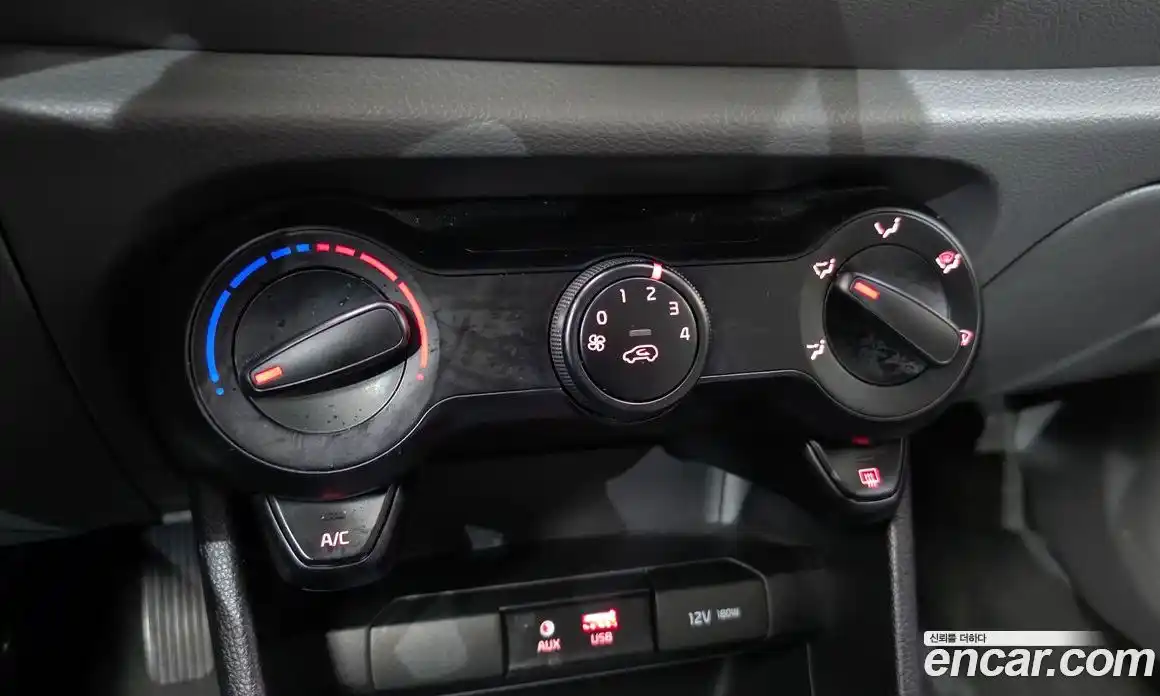 Kia Morning 2019 1.0 Автомат в Москве № 798110, фото 14