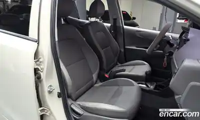 Kia Morning 2019 1.0 Автомат в Москве № 798110, миниатюра 9