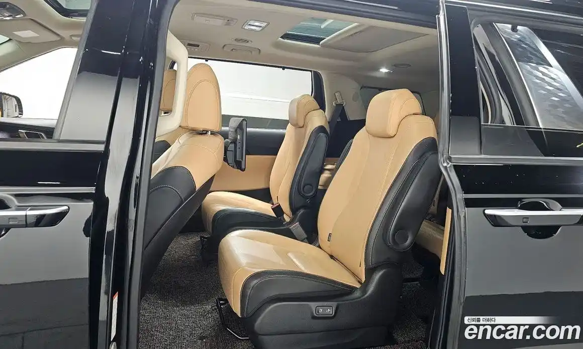 Kia Canival 2020 2.2 Автомат в Москве № 798384, фото 11