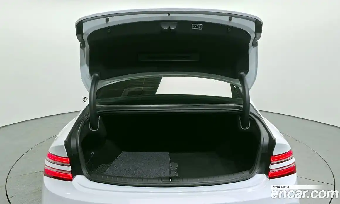 Genesis G80 2023 2.5 Автомат в Москве № 798748, фото 20